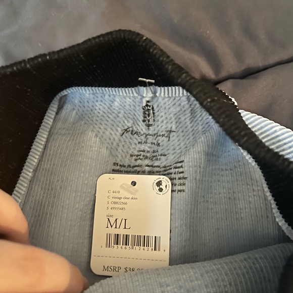 FREE PEOPLE Baby Blue Prajna Biker Shorts M/L - Picture 3 of 4